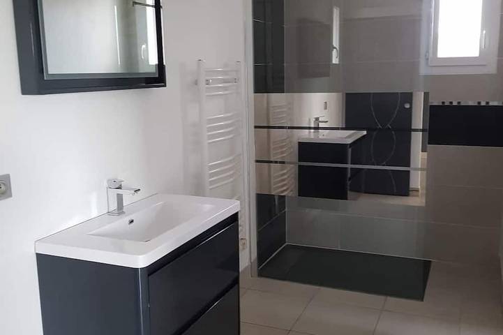 Location de vacances pour 10 personnes, avec balcon et jardin à Villevieille - 4