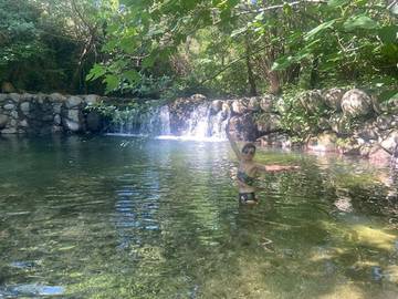 Gîte pour 4 personnes, avec terrasse et vue à Bréau-et-Salagosse