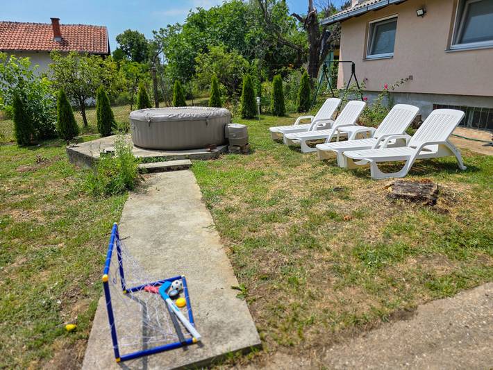 Vila Nera Banstol Ferienhaus in Serbien
