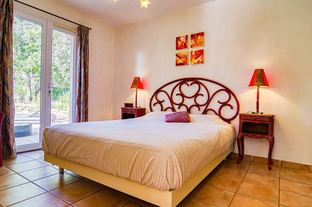 Villa Hestia in Le Thoronet, Draguignan Region