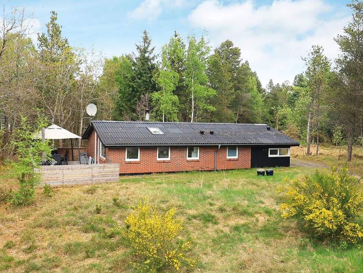Ferienhaus für 8 Personen, mit Terrasse in Aalbæk