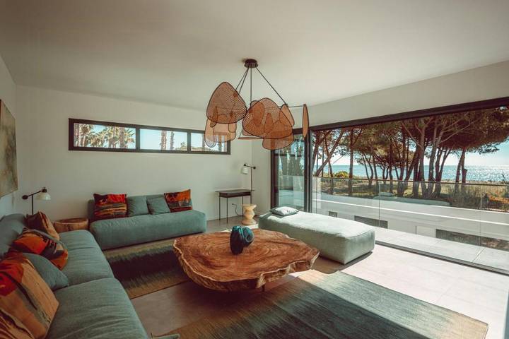 Maison de vacances pour 6 personnes, avec terrasse et piscine, animaux acceptés