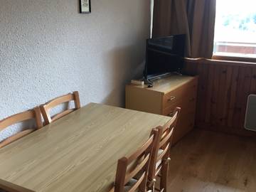 Chalet pour 4 Personnes dans Lac des Hermines, Besse-et-Saint-Anastaise, Photo 4