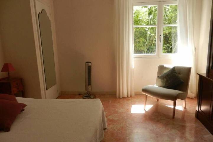 Location de vacances pour 10 personnes, avec jardin et terrasse dans Office de Tourisme de Cargese - 3