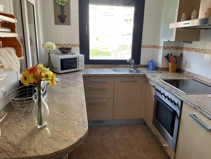 Appartement de vacances entier, Nouveau! Appartement avec garage privé in Playa de la Concha (Suances), Suances