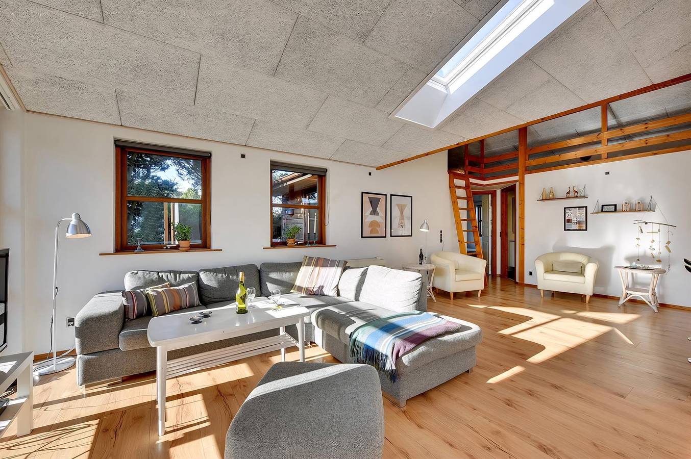 Amazing home in Hvide Sande w/ Wifi, Sauna and 4 Bedrooms in Nørre Lyngvig, Hvide Sande