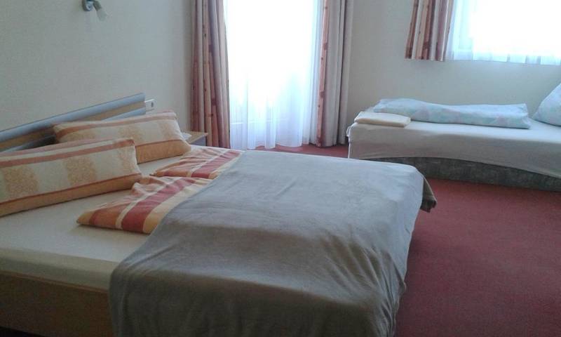 Ferienwohnung für 5 Personen, mit Garten und Ausblick, kinderfreundlich in Hainzenberg - 3