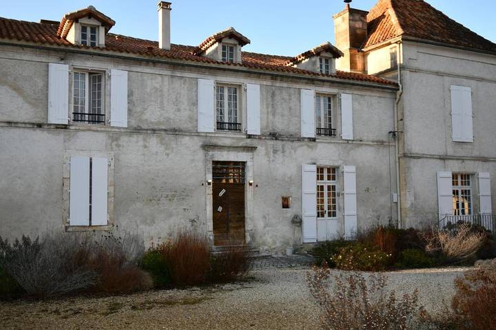 Maison d’hôte pour 5 personnes, avec piscine et jardin, animaux acceptés en Charente - 3