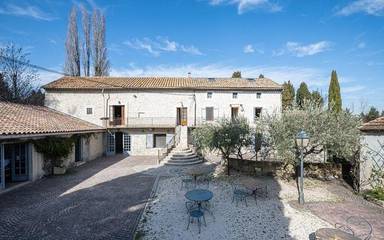Maison d’hôte pour 3 personnes, avec jardin et terrasse à Saint-Laurent-des-Arbres