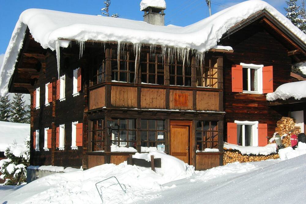 Modern ausgestattete Hütte mit Schneegarantie in der Nähe großer Skigebiete in Rätikon Gebirgsgruppe, Sankt Gallenkirch