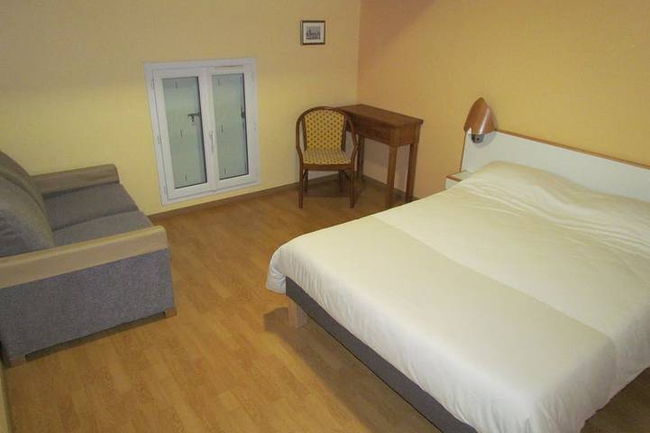 Gîte pour 4 personnes, avec jardin et terrasse à Sainte-Soulle - 3