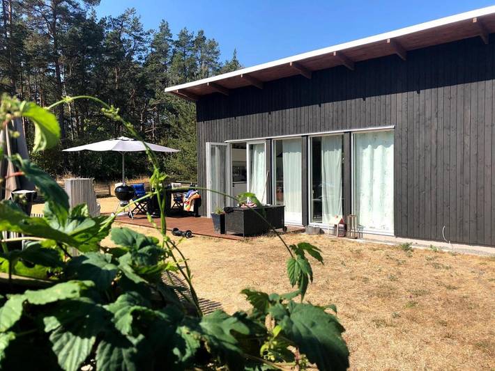 Ferienhaus für 6 Personen, mit Terrasse und Garten in Köpingsvik