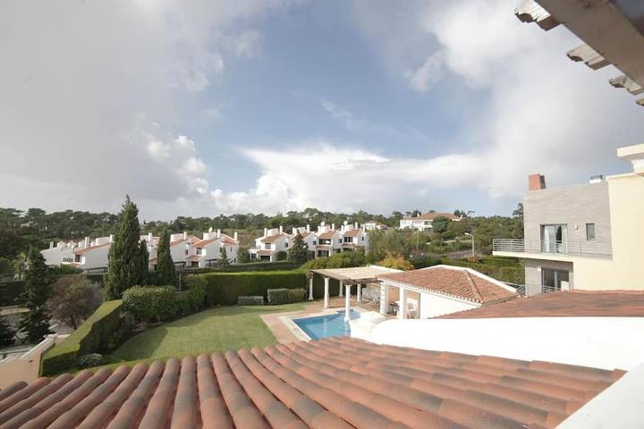 Casa rural para 11 personas, con piscina además de jardín y terraza, Se admiten mascotas en Estoril - 4