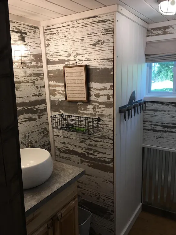 Cottage for 4 people, with terrace and hot tub as well as yard - 1