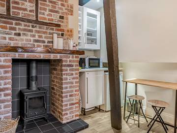 Apartment for 2 People in Kent Downs, Photo 1