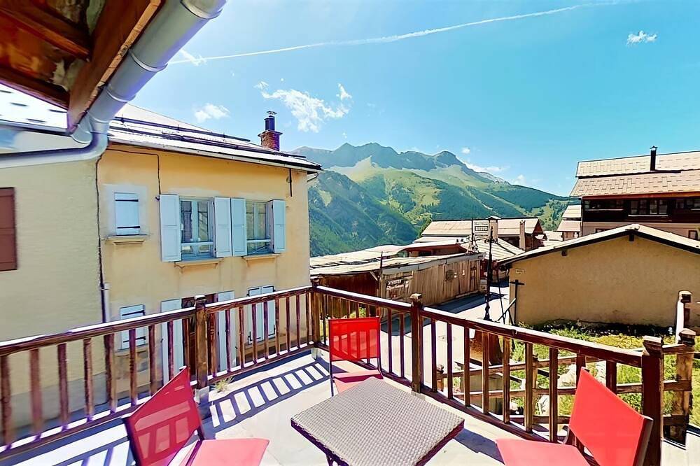 Entire apartment, Casa-La Fuste, centre Saint-Véran, ski au pied in Saint-Véran, Queyras