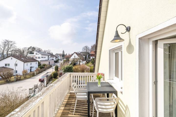 Ferienwohnung für 4 Personen, mit Balkon in Oberpframmern