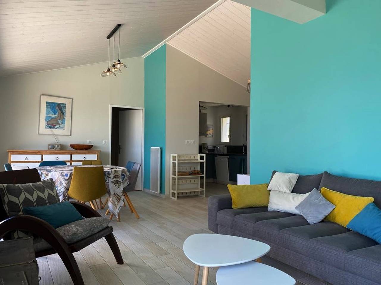 Renoviertes Vendée-Haus, direkter Strandzugang, Terrasse, Bbq, kostenloses Parken in Le Rocher, Longeville-sur-Mer