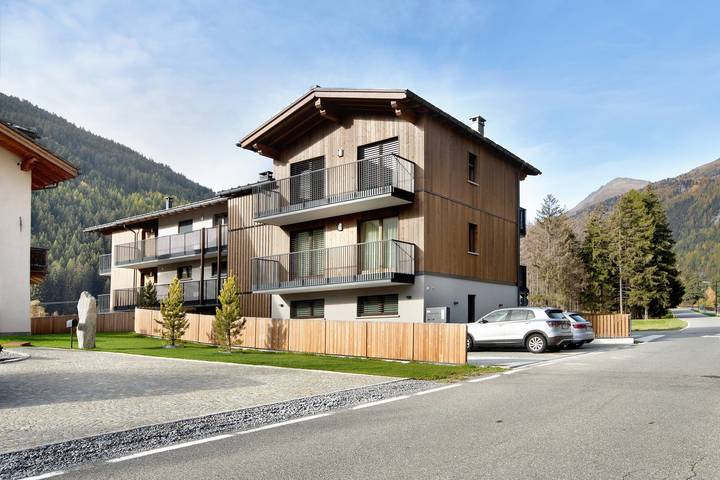 Ganze Wohnung, Ferienwohnung "Violet a due passi da Bormio" mit Bergblick, Privatem Balkon & Wlan in Valdidentro, Nationalpark Stilfser Joch