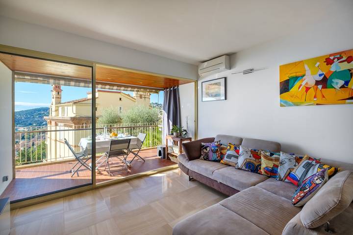 Appartement entier, Appartement 'Résidence Le Clos Charmerade' avec vue sur la mer, Wi-Fi et climatisation in Villefranche-sur-Mer, Côte méditerranéenne (France)