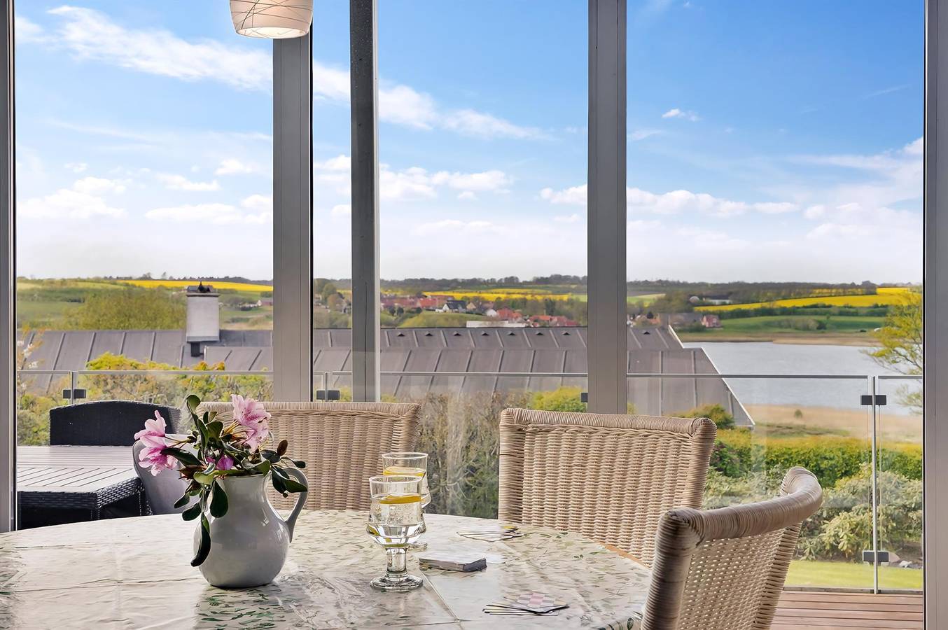 Stunning home in Løgstrup w/ 3 Bedrooms in Hjarbæk, Limfjord in Westjütland