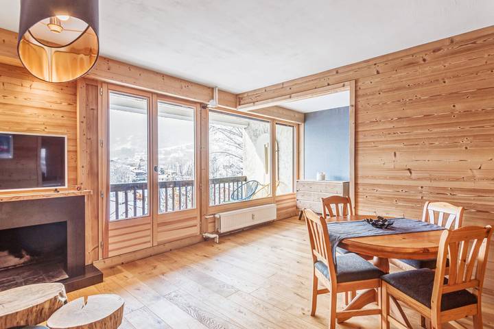 Chalet pour 6 personnes, avec terrasse et piscine, adapté aux familles à Megève