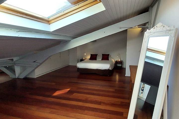 Gîte pour 4 personnes, avec terrasse dans Theatre Femina - 3