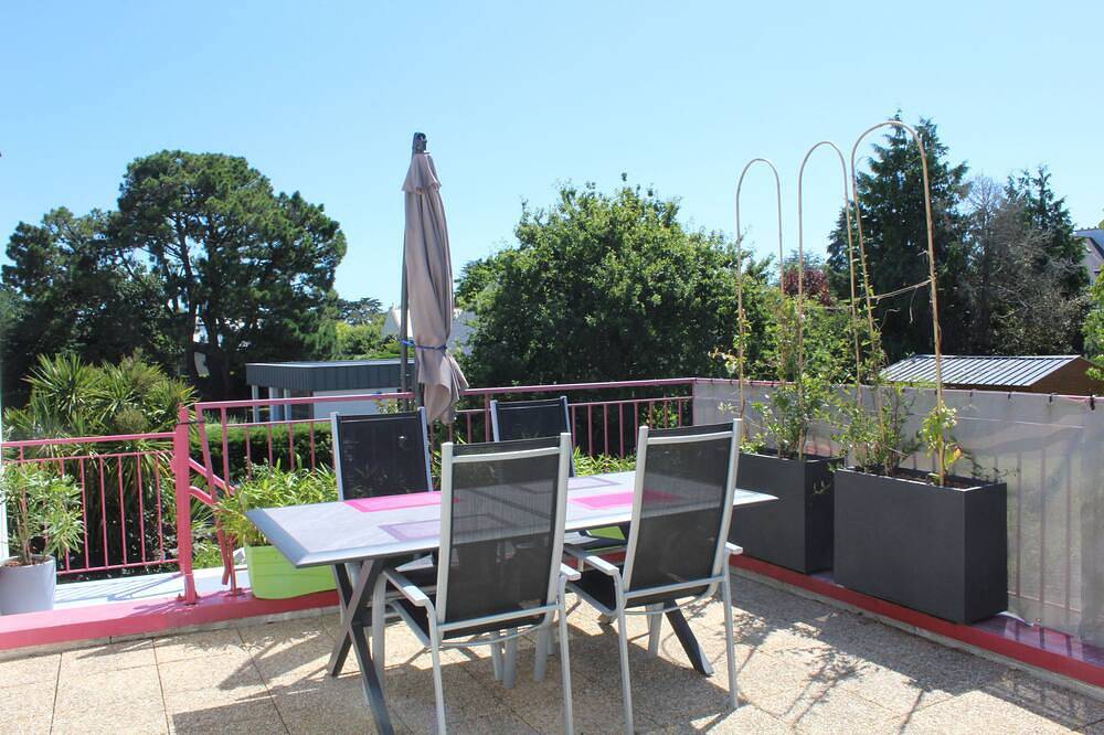 Appartement entier, A  5 minutes à pied de la mer, appartement avec terrasse in Port Manec’h, Névez