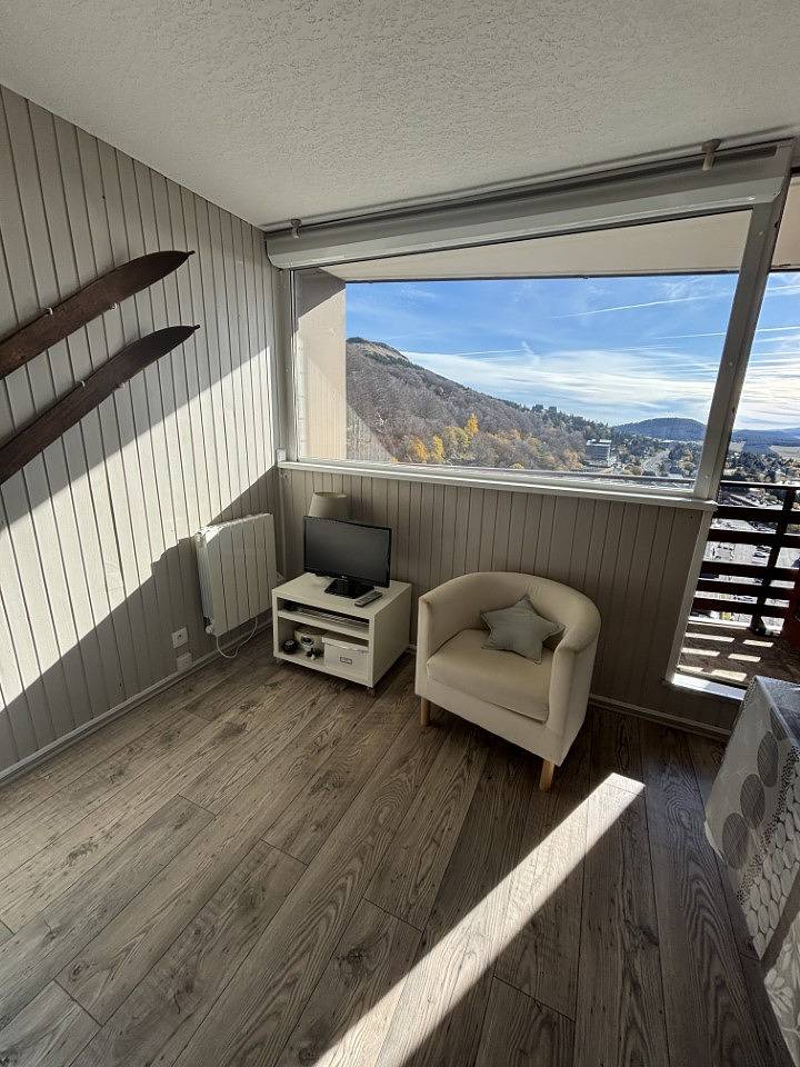 Estudio entero, Estudio para 6 personas con balcón in Super Besse, Besse-et-Saint-Anastaise