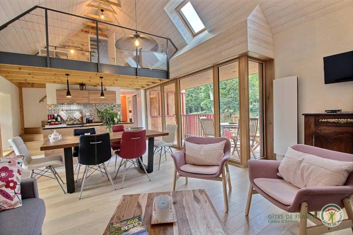 Gîte pour 4 personnes, avec Terrasse et Jardin