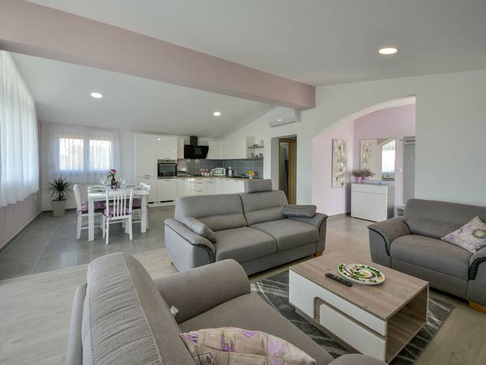 Ferienwohnung für 6 Personen, mit Terrasse in Obrovac - 4