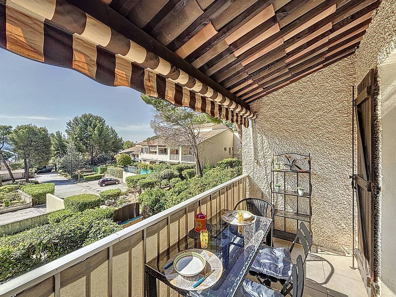 Gehele studio, Lovely studio with terrace and parking near the beach in Les Lecques, Saint-Cyr-sur-Mer