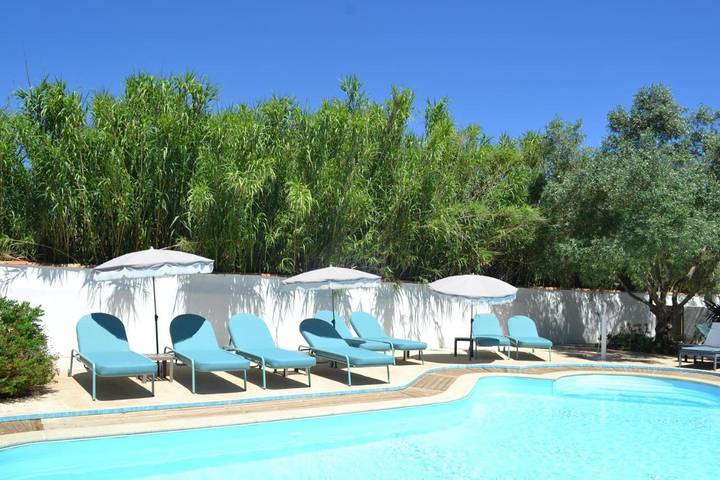 Hôtel pour 2 personnes, avec piscine et jardin