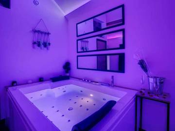 Hôtel pour 2 personnes, avec jardin et jacuzzi à Villemandeur