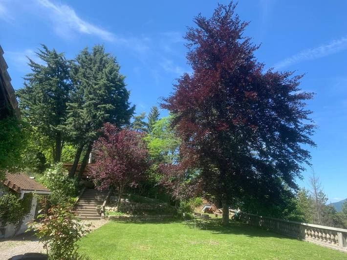 Chambre d’hôte pour 2 personnes, avec jardin ainsi que piscine et terrasse dans l' Isère - 4