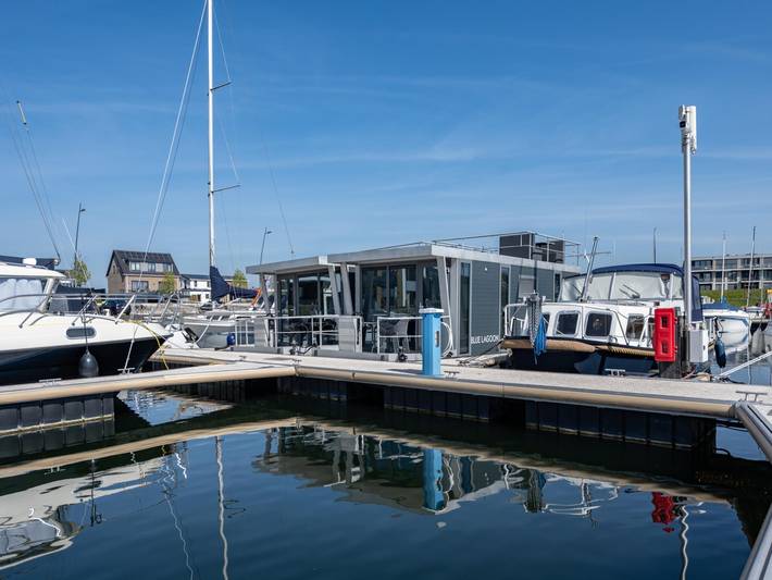 Woonboot voor 4 personen, met terras, met huisdier in Zeeland
