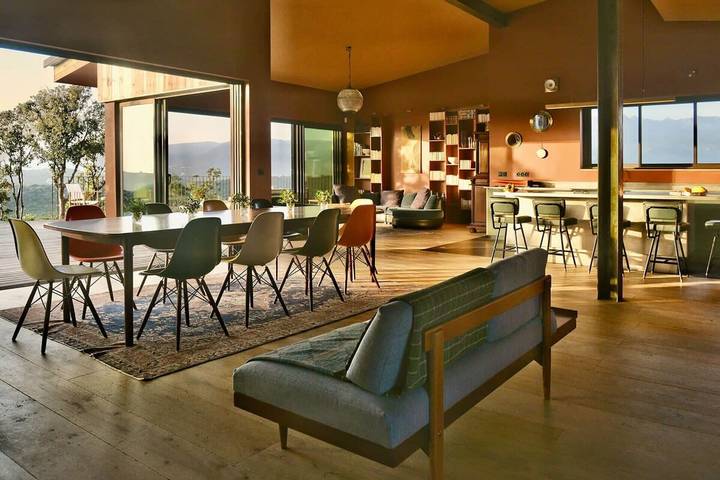 Location de vacances pour 12 personnes, avec terrasse et jardin à Pianottoli-Caldarello - 2