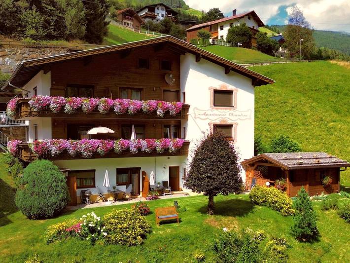 Vakantiewoning voor 2 personen, with sauna and tuin as well as balkon in Kappl