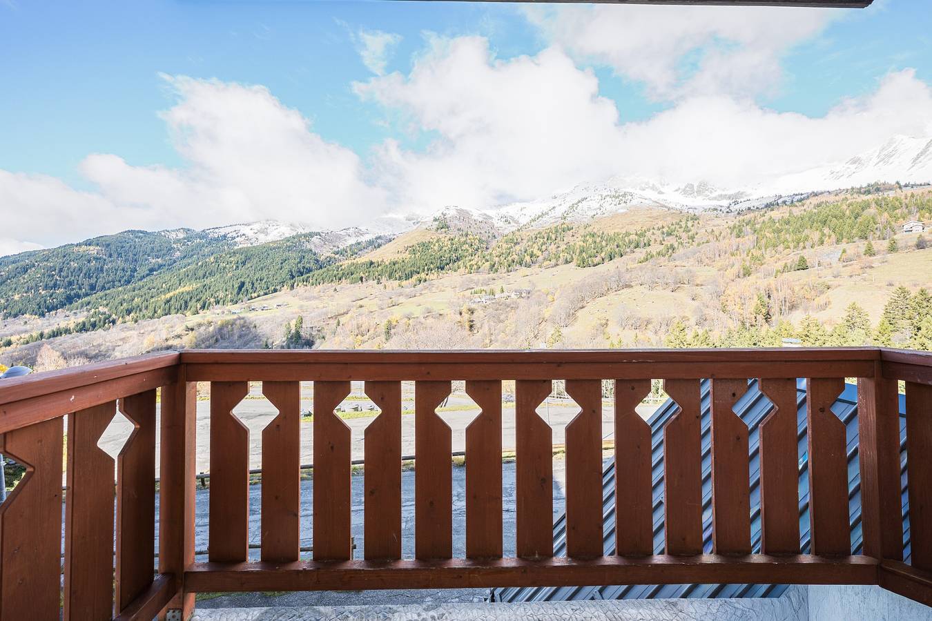 Apartamento entero, Apartamento 'Vacation Rental' con vistas a la montaña y balcón in Saint-François-Longchamp, Le Grand Domaine
