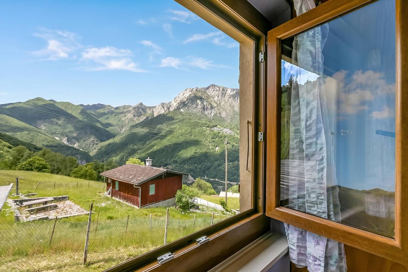 Casa Clelia Centovalli with Private Garden in Moneto, Centovalli