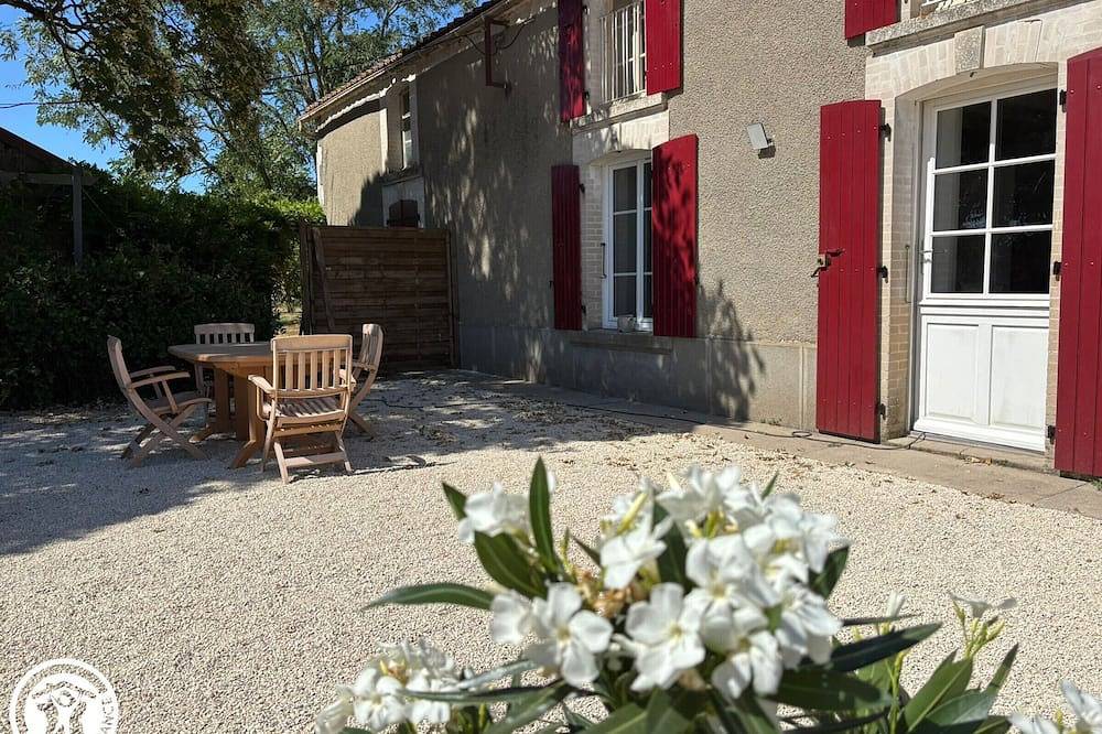 Casa espaciosa cerca del Marais Poitevin in Le Langon, Fontenay-le-Comte