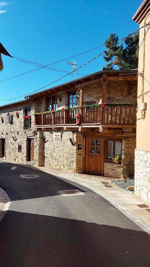 Casa Rural Bierzo Encantado in Vega de Espinareda, Cordillera Cantábrica