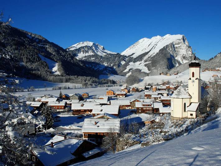 Ferienhaus für 9 Personen, mit Terrasse und Garten, kinderfreundlich in Schoppernau - 4