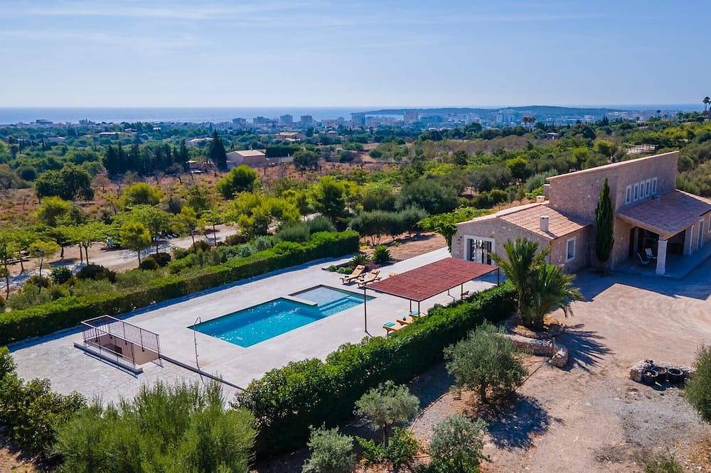 Es Llorer de na Penyal in Son Servera, East Majorca