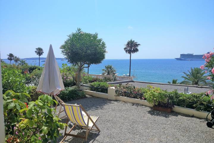 Location de vacances pour 6 personnes, avec terrasse et jardin à Cannes