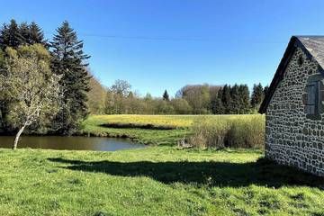 Gîte pour 9 personnes, avec piscine et jardin à Joué-du-Bois