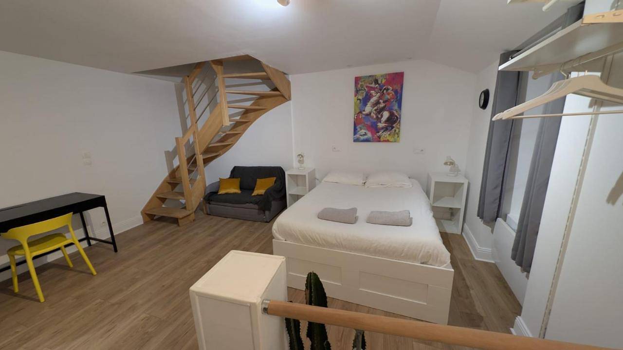 Le refuge bellifontain in Fontainebleau, Seine-et-Marne