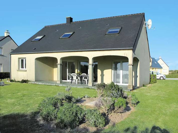 Ferienhaus für 6 Personen, mit Terrasse und Garten in Cotentin