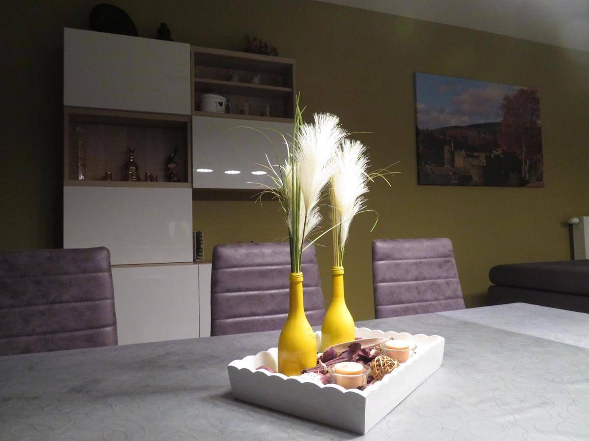 Appartement entier, Three-Bedroom Apartment in La Roche-en-Ardenne, Province de Luxembourg