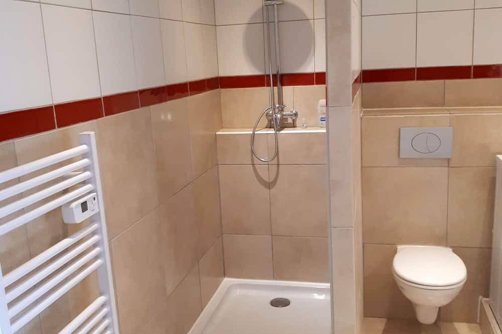 Bienvenue à la Villa Les Roques***, au coeur du Minervois (climatisée, cloturée) in Cesseras, Région de Béziers